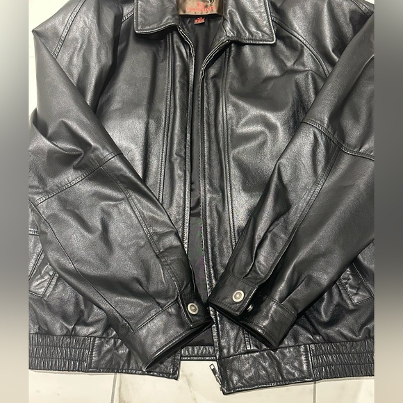 Danier Genuine Leather Jacket - Picture 2 of 4
